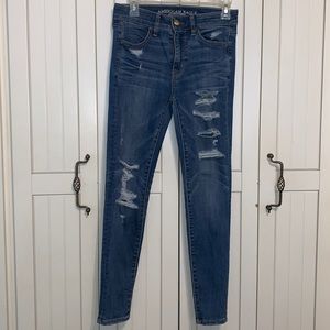 American Eagle Distressed Jegging